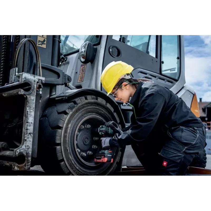 Veržliaraktis smūginis Metabo SSW 18 LTX 800 BL 1/2 colio 800 N⋅m 18 V