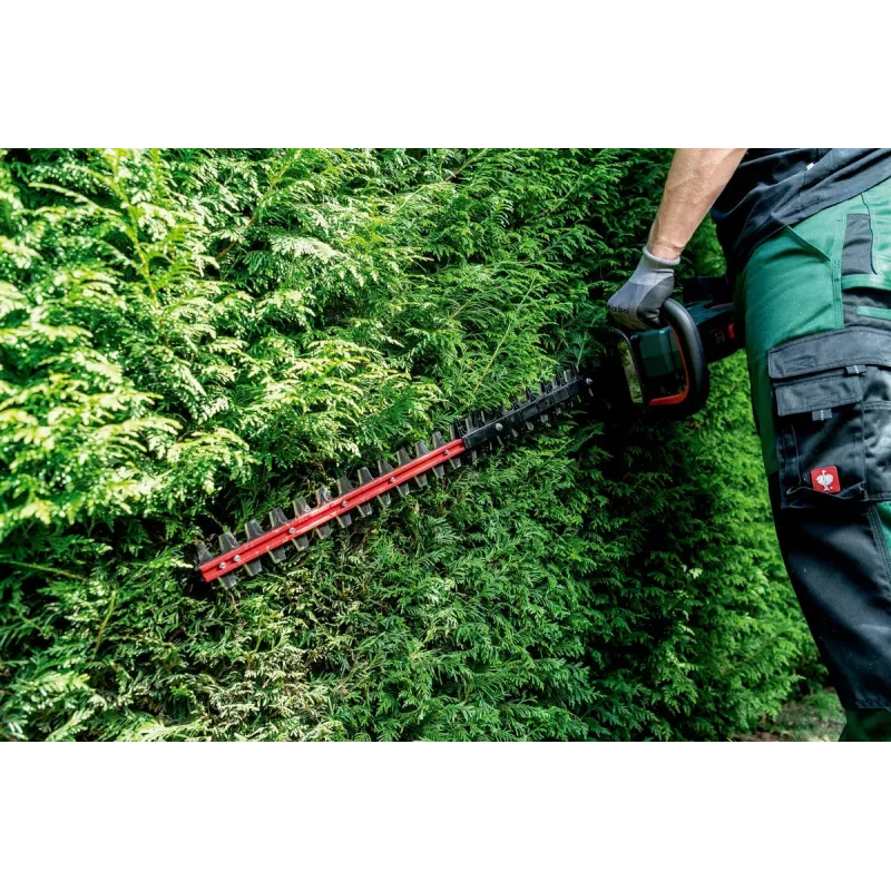 Metabo HS 18 LTX BL 75 vieno peilio akumuliatorinė gyvatvorės žirklės 4,4 kg 18 V