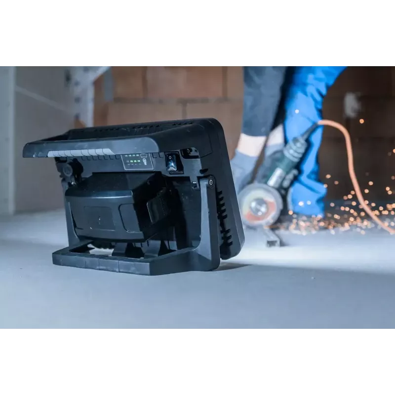 Brennenstuhl Professional Multi Battery LED Hybrid 10050 MH darbo prožektorius, 100 W