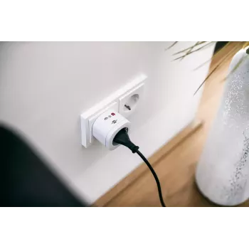 Brennenstuhl 1294880 išmanusis kištukinis lizdas WiFi 3680 W baltas vidaus patalpoms