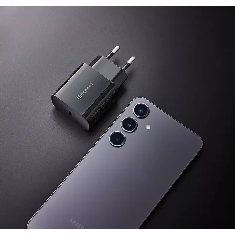 Maitinimo adapteris Intenso W20C 20 W USB-C juodas