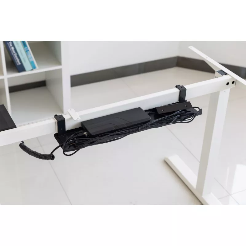Kabelių vediklis/lentyna po stalu tvirtinimui InLine 131×590×74 mm, juoda