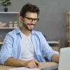 Hama Freedom Buddy II belaidės ausinės TWS į ausis skambučiams/muzikai Bluetooth juodos