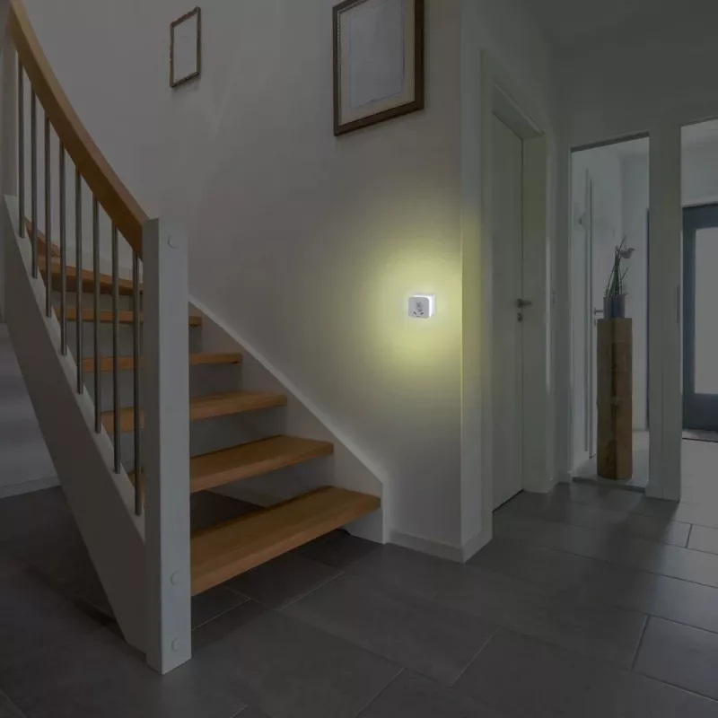 Naktinė lemputė su kištuku Hama 00223507 šilta balta LED 3000K