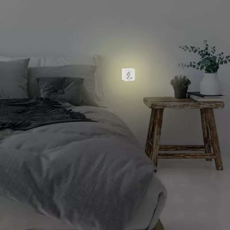 Naktinė lemputė su kištuku Hama 00223507 šilta balta LED 3000K