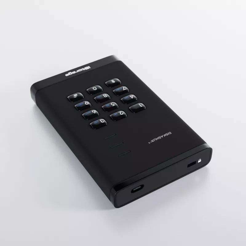 iStorage diskAshur³ 2TB juoda | Nešiojamas saugus kietasis diskas | FIPS 140-3 Level 3 atitikimas | Common Criteria EAL 5+ | PIN apsauga | AES-XTS 256 bitų aparatinė šifravimas | GDPR, TAA atitikimas | Atsparus dulkėms ir vandeniui