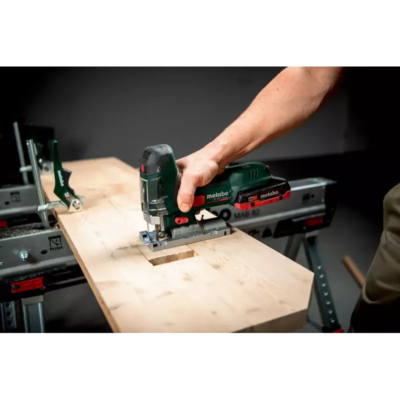 Pjūklas Metabo ST 18 LT 130 BL belaidis