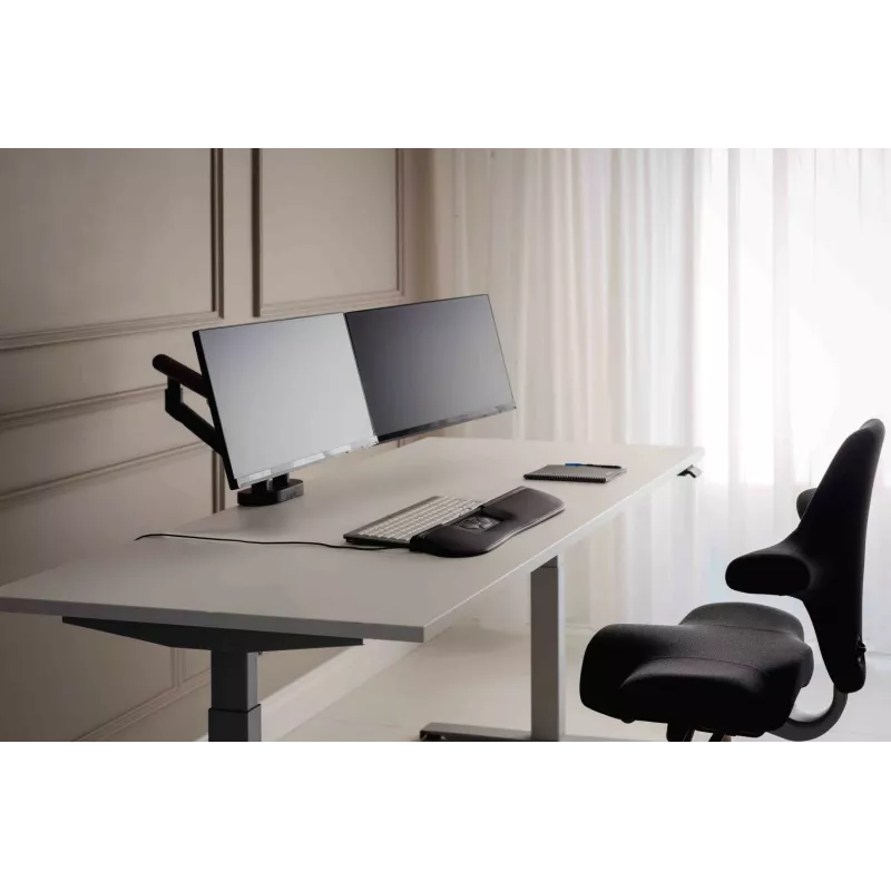 BakkerElkhuizen BE Flexible Dual Black tvirtinimo laikiklis dviem monitoriams, spaustuvas, 20 kg, 43,2 cm (17 col.), 88,9 cm (35 col.), 100 x 100 mm, juodas