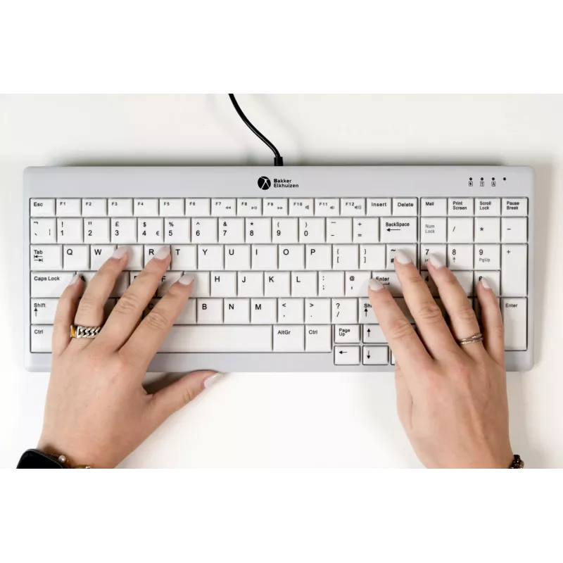 BakkerElkhuizen UltraBoard 960 V2 Compact Standard DE Qwertz – kompaktiška ergonominė klaviatūra su skaitmeniniu bloku