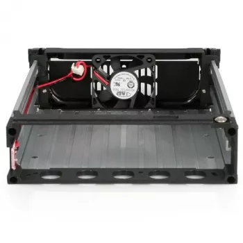 StarTech.com Black Aluminum 5.25in tvirtas SATA kietojo disko mobilus stovas – dėklas