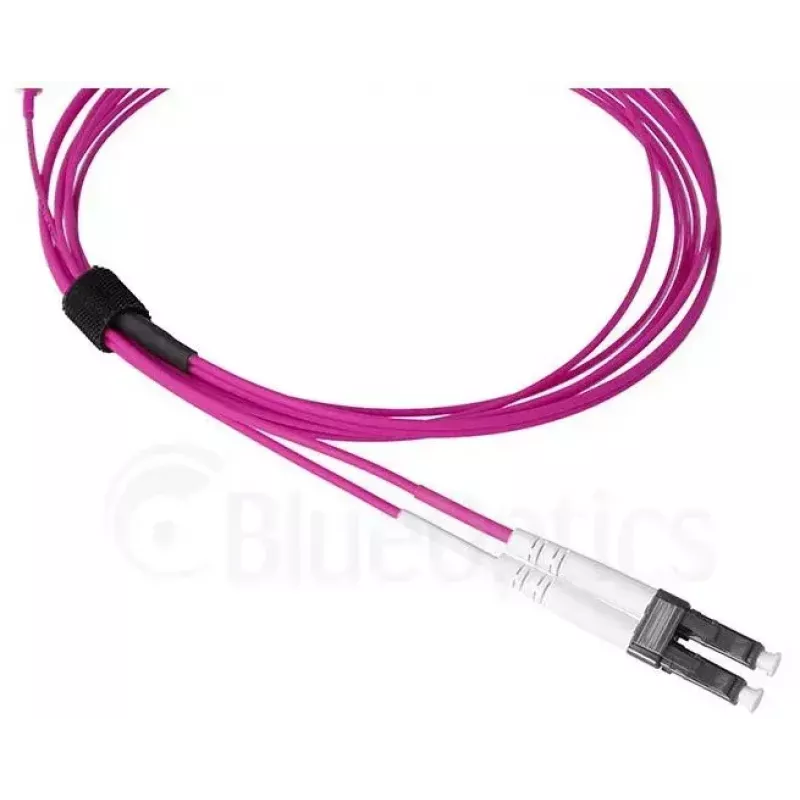 BlueOptics SFP9231FU0.5MK šviesolaidinis komutacinis kabelis, Duplex, MDC-UPC/LC-UPC, daugiamodis OM4 50/125 µm, 0,5 m