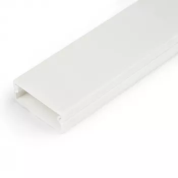 StarTech.com kabelių valdymo kanalas su lipnia juosta ir dangteliu, 32 mm x 11 mm, 1 m, PVC, iki 12 kabelių, UL sertifikuotas
