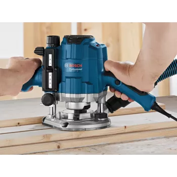 Bosch GOF 1250 CE juoda, mėlyna 24000 aps./min 1250 W frezavimo staklės