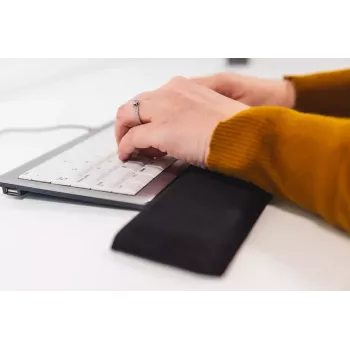 BakkerElkhuizen Trapezium Ergo Wrist Rest Standard – ergonominė riešo atrama klaviatūrai