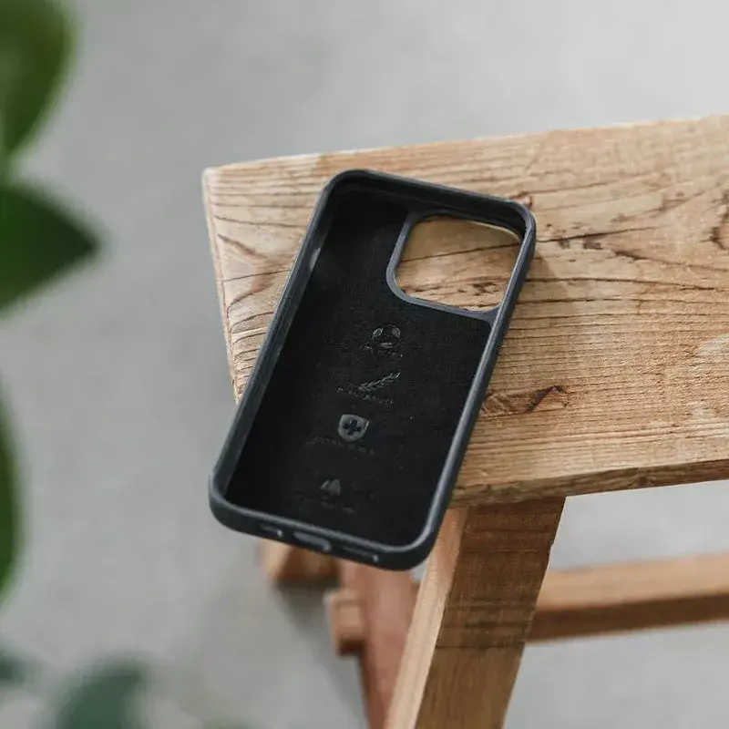 Woodcessories Bio Case dėklas iPhone 14 Plus juodas 17 cm