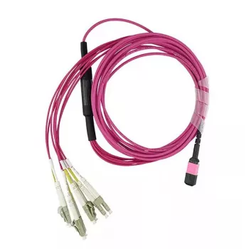 BlueOptics CBL-MPO12-4LC-OM4-5M-BO InfiniBand šviesolaidinis kabelis 4x LC MPO 5m