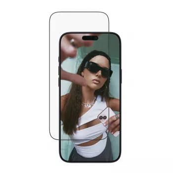 Apsauginis stiklas PanzerGlass SAFE, skirtas iPhone 17 Pro Max – itin plati PET plėvelė su juodu rėmeliu, EasyAligner, atspari įbrėžimams ir smūgiams