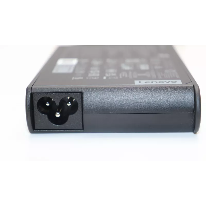 Lenovo 5A11K67847 maitinimo adapteris / keitiklis 135 W, juodas