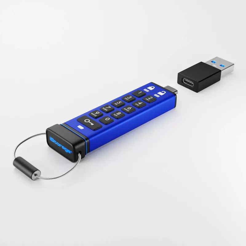 iStorage datAshur PRO+C 256GB – FIPS 140-3 Level 3 sertifikuotas USB-C atmintukas su AES-XTS 256 bitų aparatūrine šifracija ir PIN apsauga