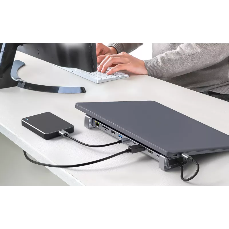 Manhattan USB-C dokų stotelė / centras su kortelių skaitytuvu ir MST, 7 prievadai: Ethernet, HDMI (2x 4K@60Hz), USB-A (3x), USB-C, Power Delivery 100W (reikalingas išorinis USB-C įkroviklis, nepridedamas)