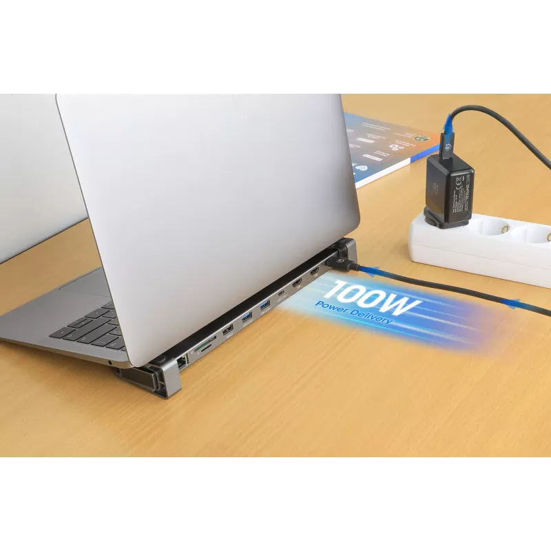 Manhattan USB-C dokų stotelė / centras su kortelių skaitytuvu ir MST, 7 prievadai: Ethernet, HDMI (2x 4K@60Hz), USB-A (3x), USB-C, Power Delivery 100W (reikalingas išorinis USB-C įkroviklis, nepridedamas)