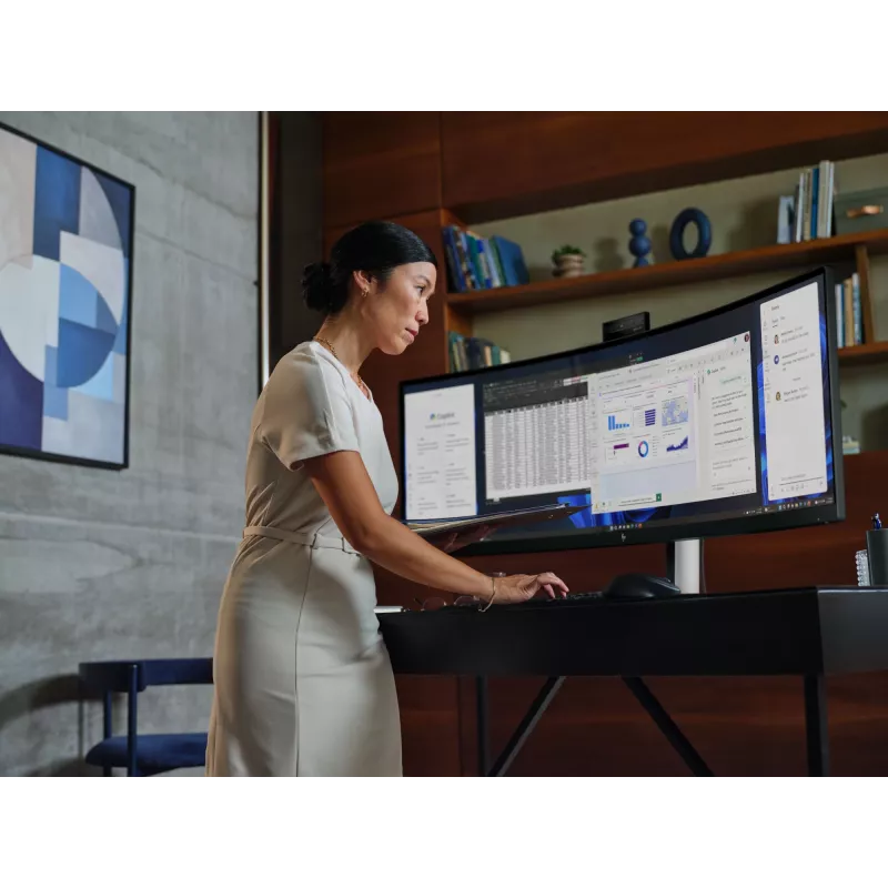 HP Series 5 Pro 49 col. DQHD konferencinis monitorius - 549pm, 124,5 cm (49 col.), 5120 x 1440 pikselių, Dual QHD, LCD, 5 ms, juodas