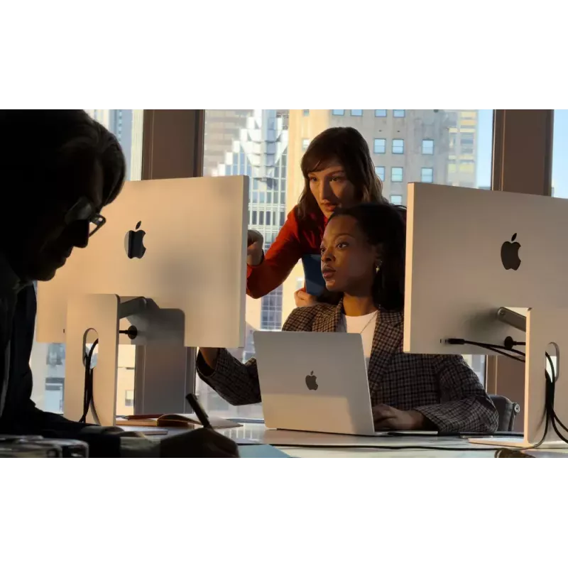 Monitorius Apple Studio Display 27 colių (68,6 cm) 5K Ultra HD LED, Nano-texture stiklas, VESA tvirtinimo adapteris, Sidabrinis