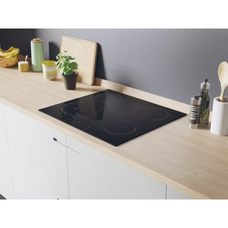 Candy Idea CI642CBB/1 Juoda įmontuojama 60 cm zoninė indukcinė kaitlentė 4 zonos