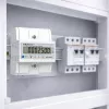 Trifazis elektros energijos skaitiklis QOLTEC 50980 — 400 V, 100 A su atstatymo funkcija