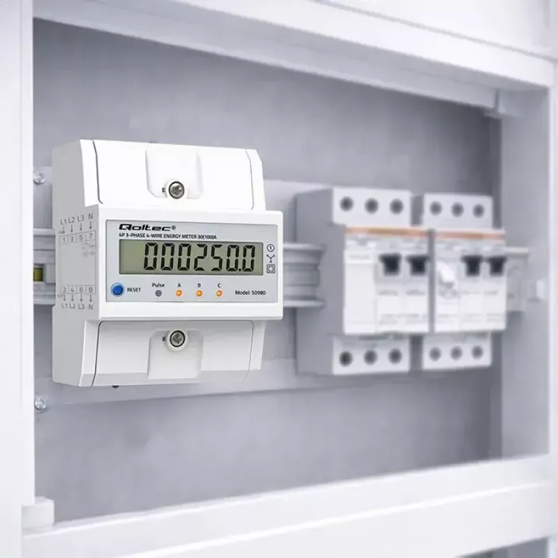Trifazis elektros energijos skaitiklis QOLTEC 50980 — 400 V, 100 A su atstatymo funkcija