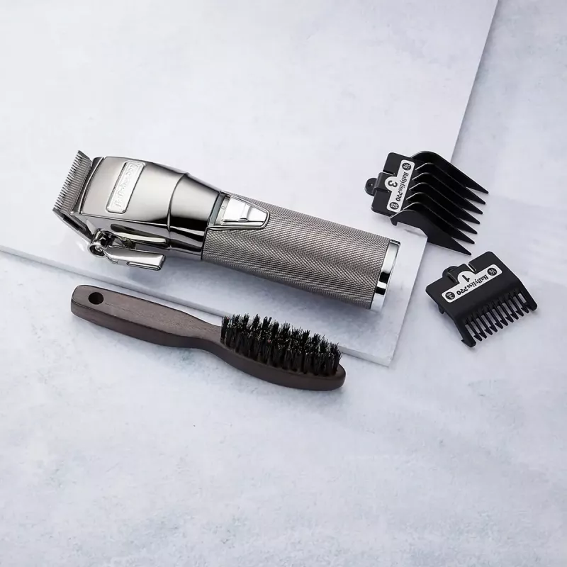 Belaidis kirpimo aparatas BaByliss PRO FX8700E chromuotas, įmontuota baterija, 120 min veikimo, 6300 RPM