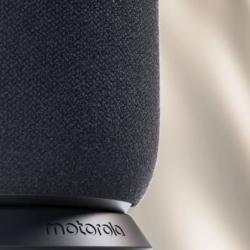 Mono nešiojamas garsiakalbis Motorola moto sound flow Carbon – 30 W RMS, USB-C, belaidis, audinio korpusas