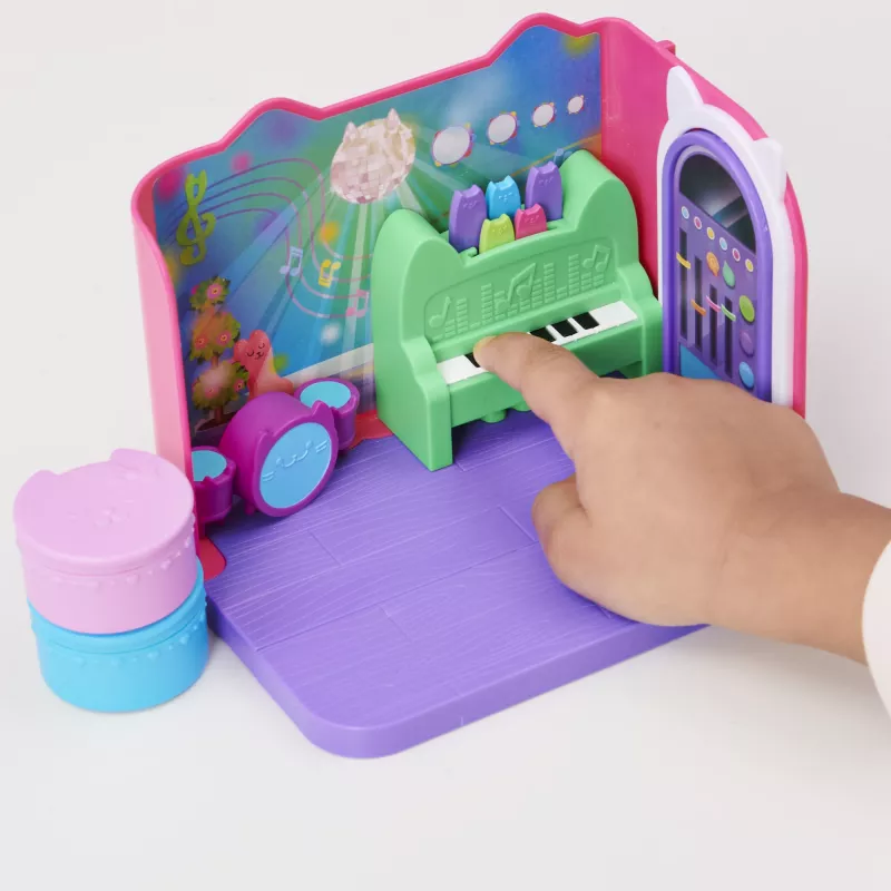 Gabby's Dollhouse Groovy Music Room su DJ Catnip figūrėle, 2 aksesuarais, 2 baldais ir 2 siuntomis, žaislai vaikams nuo 3 metų