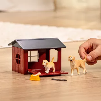 Schleich FARM WORLD Šunų Būda su Auksaspalviu Retriveriu