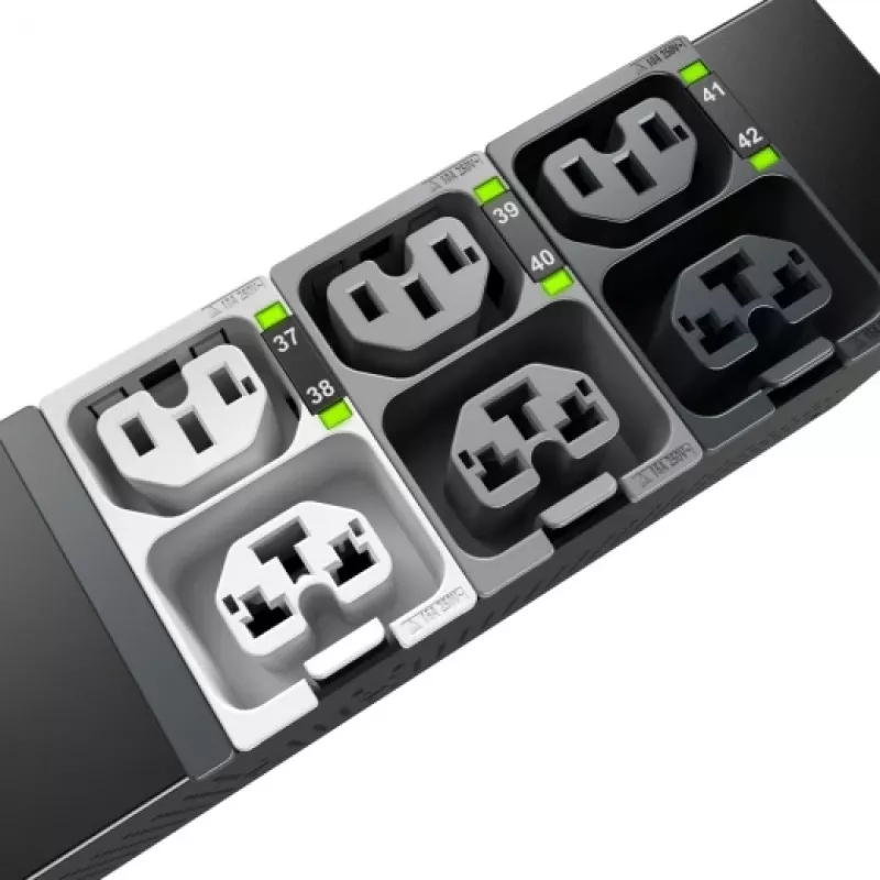 Stovo PDU APC NetShelter Advanced Switched 3 fazių 43,5 kW (400V 63A) arba 34,6 kW (415V 60A), 42 lizdai, IEC 60309 įvadas