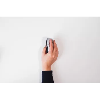BakkerElkhuizen Grip Mouse belaidė, dešinei rankai, vertikali konstrukcija, optinis, RF belaidis, 1600 DPI, juoda, sidabrinė