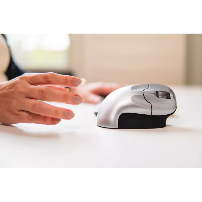BakkerElkhuizen Grip Mouse belaidė, dešinei rankai, vertikali konstrukcija, optinis, RF belaidis, 1600 DPI, juoda, sidabrinė