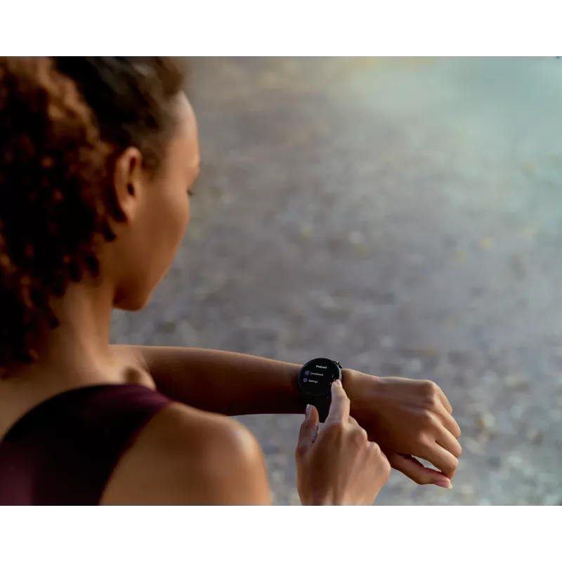 Išmanusis laikrodis Amazfit Active Max apvalus AMOLED 1,5 colio 480×480 jutiklinis 64MB RAM 4GB 658mAh Juodas