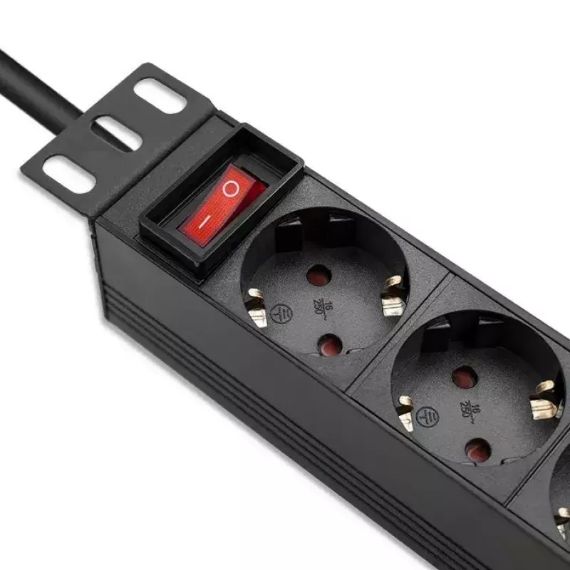 QOLTEC 54603 1U prailgintuvas 4× SCHUKO lizdai, 16A įvadas