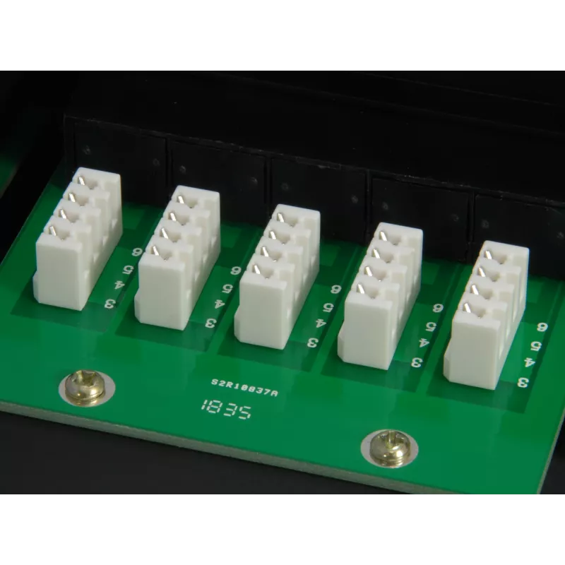 Equip 25 prievadų Cat.3 RJ45 ISDN skirstomasis skydas, juodas