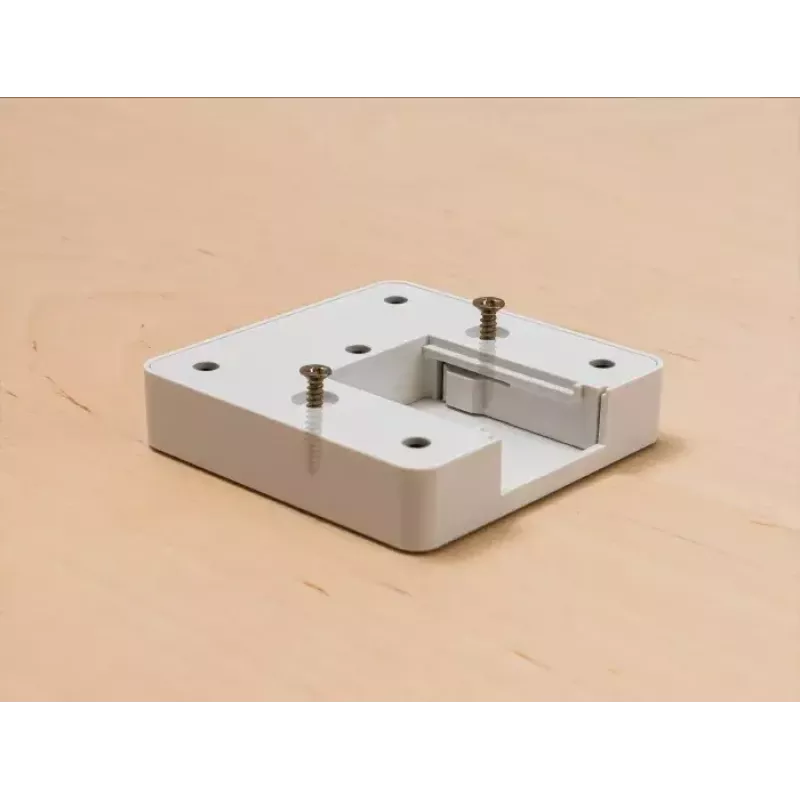 DeLOCK 11497 3 krypčių kištukinių lizdų kubas su 1,5 m ilginimo kabeliu, USB įkrovikliu, apsauga nuo vaikų, baltas