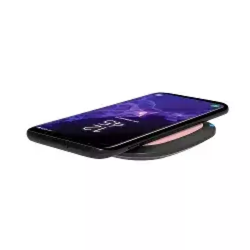 Belaidis įkroviklis RealPower FreeCharge-10 Smartphone Juodas