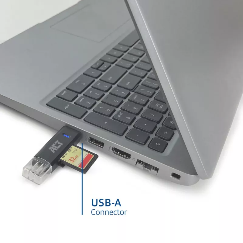 Kortelių skaitytuvas ACT USB-C/USB-A 3.0 juodas