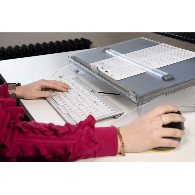 BakkerElkhuizen FlexDesk 640 reguliuojamo aukščio dokumentų laikiklis su ComfortRead