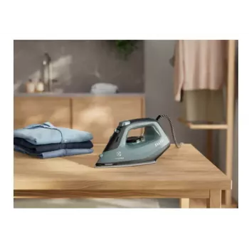 Lyginimo lygintuvas Electrolux E5SI2-6OG su garo funkcija, Glissium padas, 2400 W, juodas, tamsiai žalias