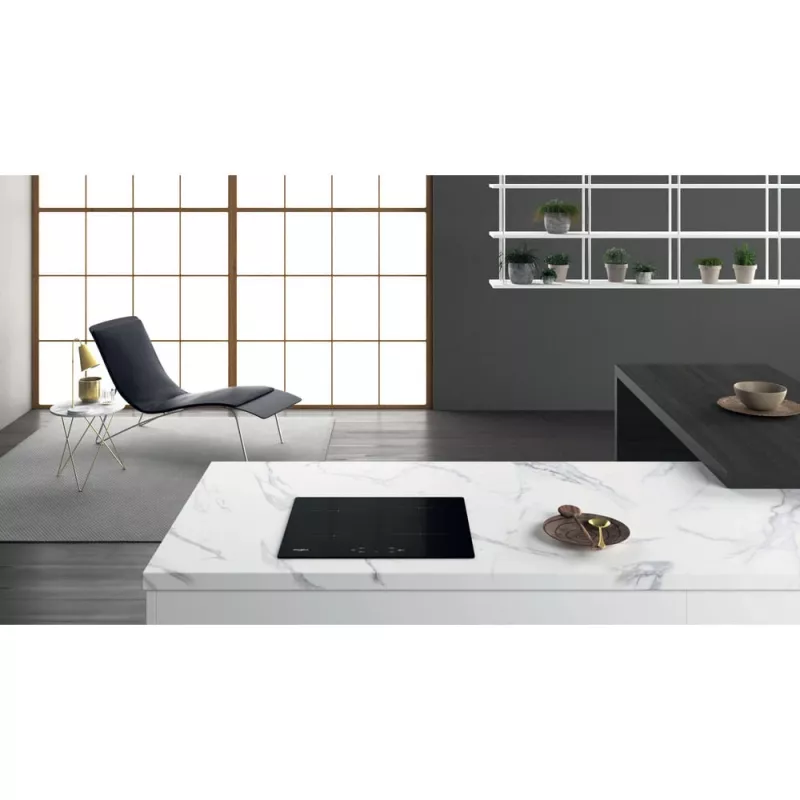 Whirlpool WS Q2160 NE juoda įmontuojama 59 cm zoninė indukcinė kaitlentė 4 zonos