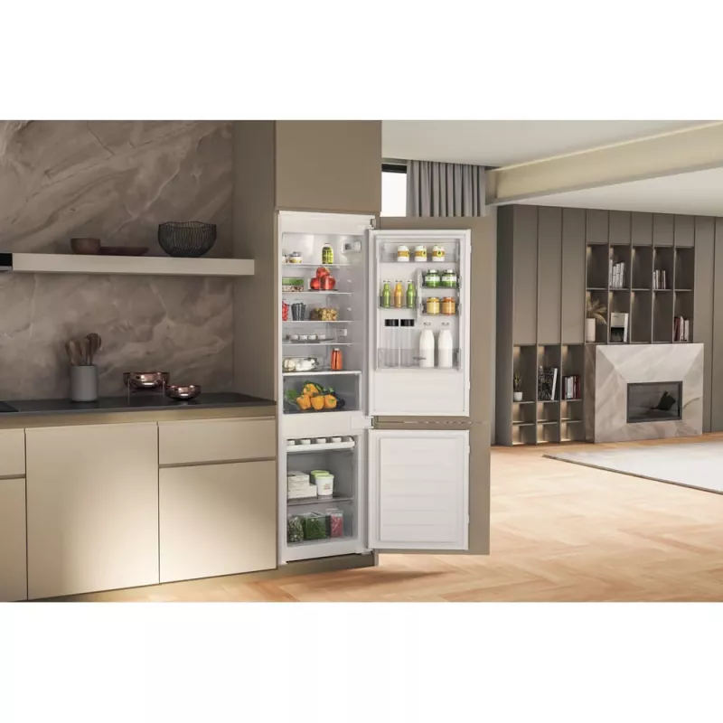 Whirlpool WHC18D031A1 įmontuojamas šaldytuvas 268 L baltas