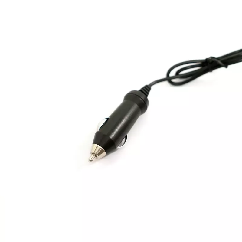 Maitinimo adapteris keitiklis Xoro CA1224 automobiliui juodas