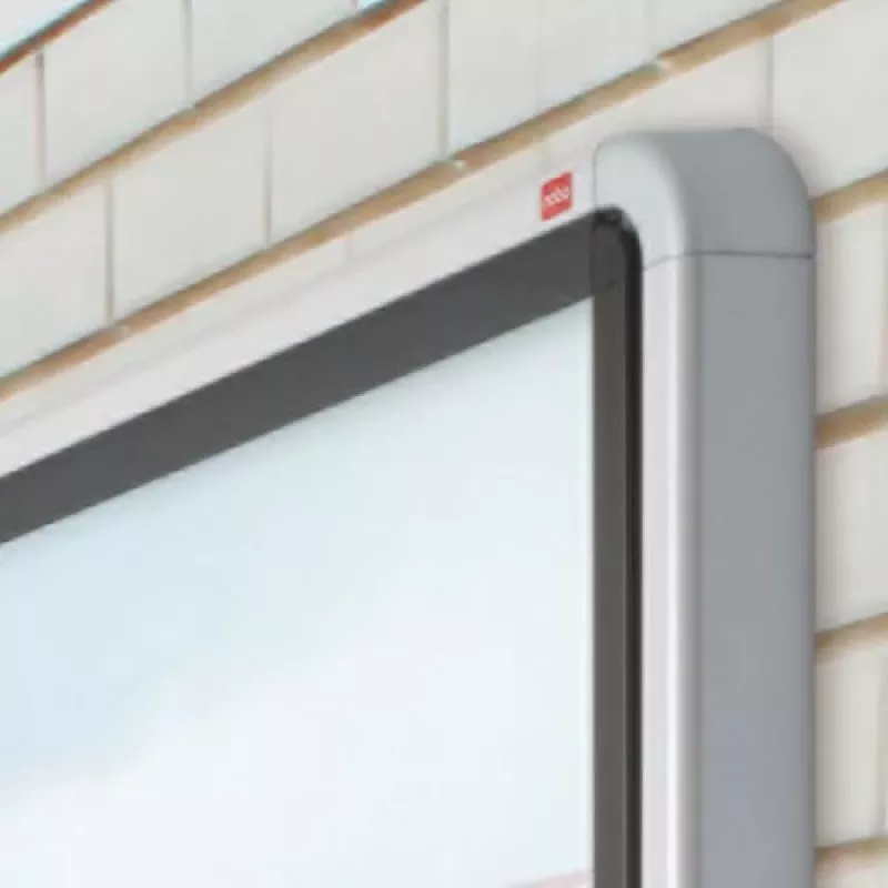 Nobo Premium Plus lauko magnetinė užrašų lenta su užraktu 6xA4