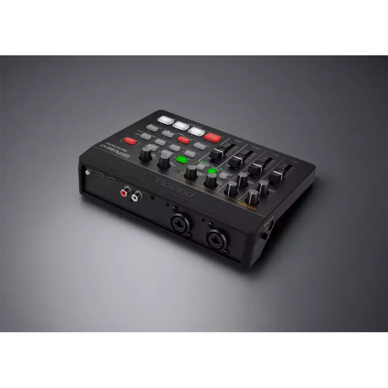 Garso sąsaja Roland AeroCaster Black 24 bit 48 kHz Phantom Power 48 V